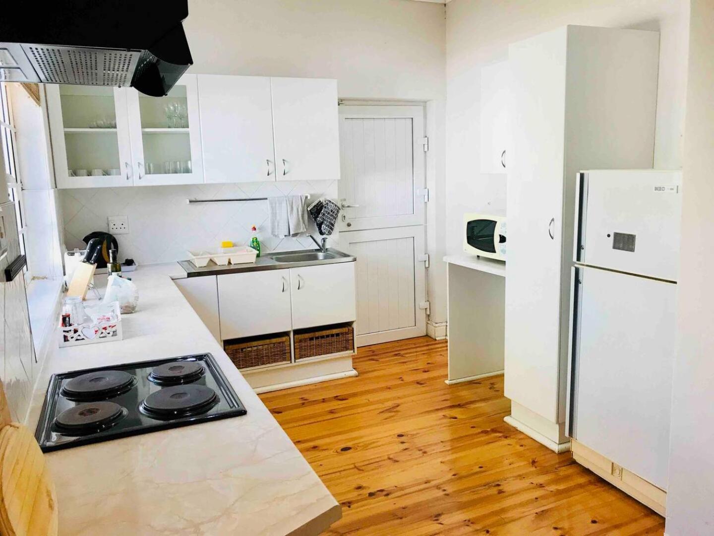 Cosy Private Cottage-Internet & Off Street Parking Порт-Элизабет Экстерьер фото