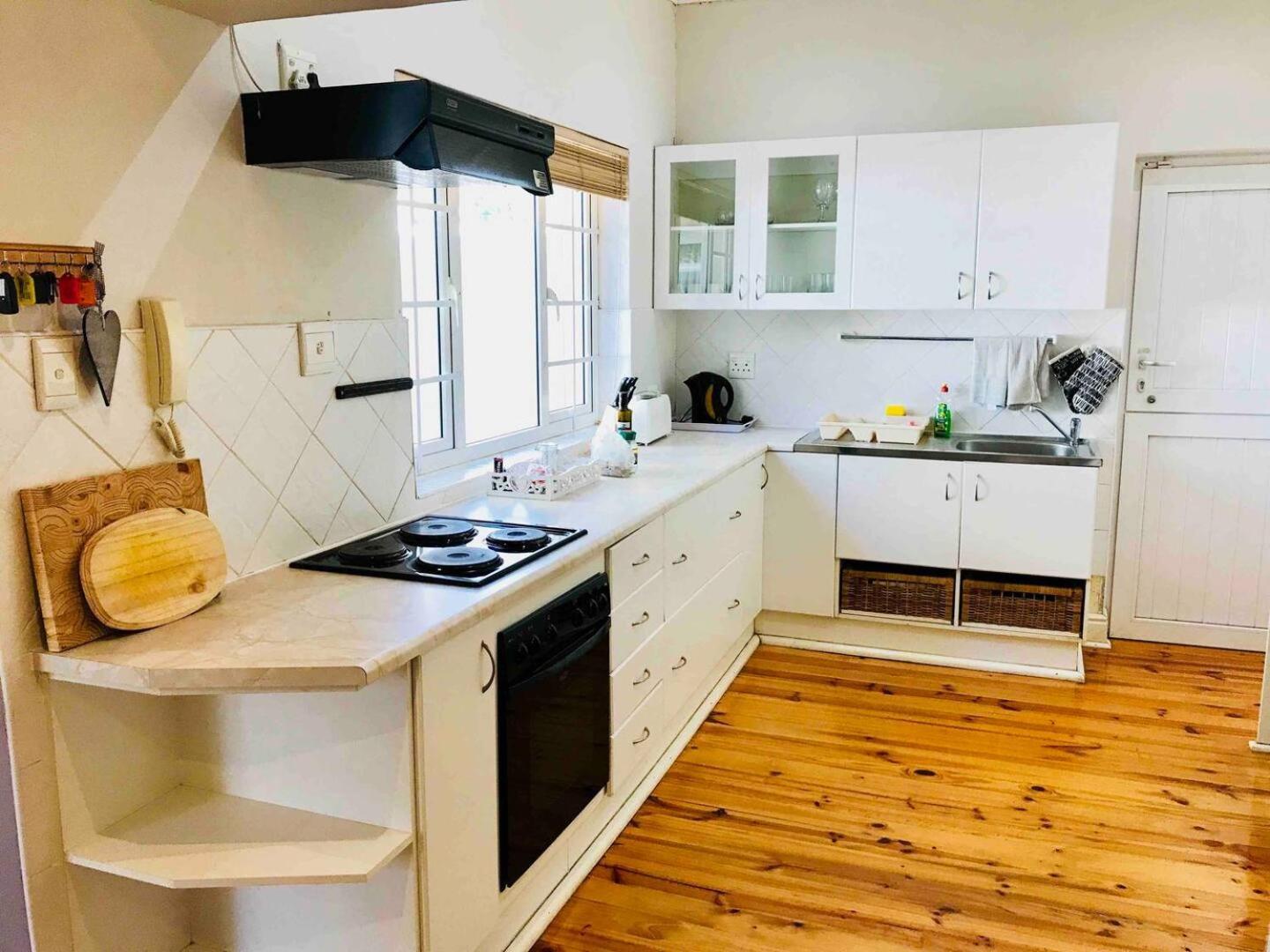 Cosy Private Cottage-Internet & Off Street Parking Порт-Элизабет Экстерьер фото